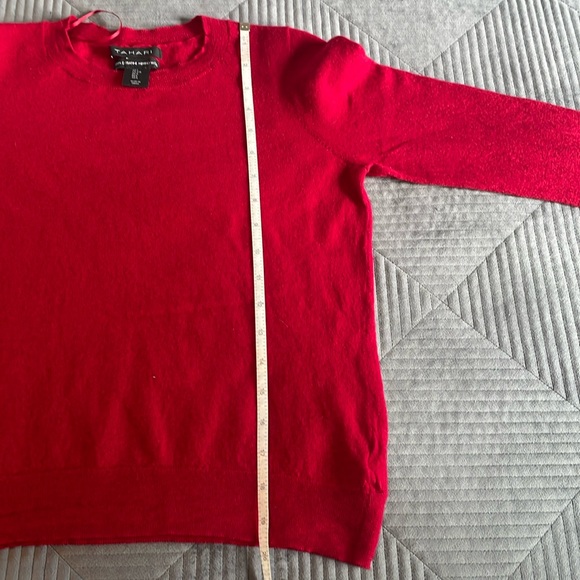 Tahari 100% Merino Wool Long Sleeve Crew Neck Sweater - Picture 7 of 11